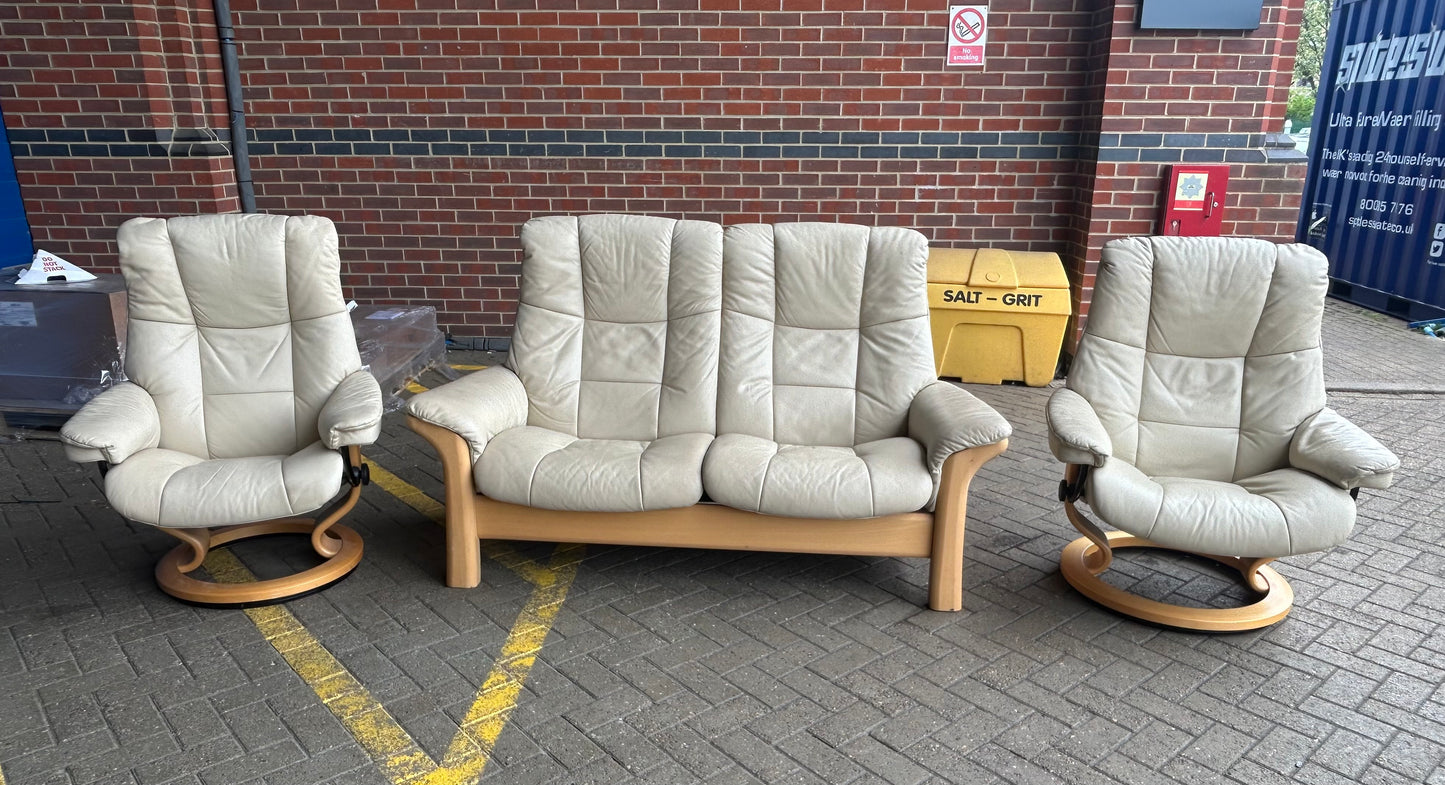 Ekornes Stressless Recliner Leather Suite - 2 Seater Sofa & 2 Swivel Armchairs Pre-Loved