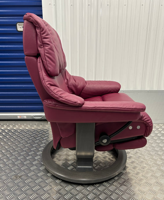 Ekornes Stressless Reno Medium Size Leather Power Recliner Armchair Pre-Loved