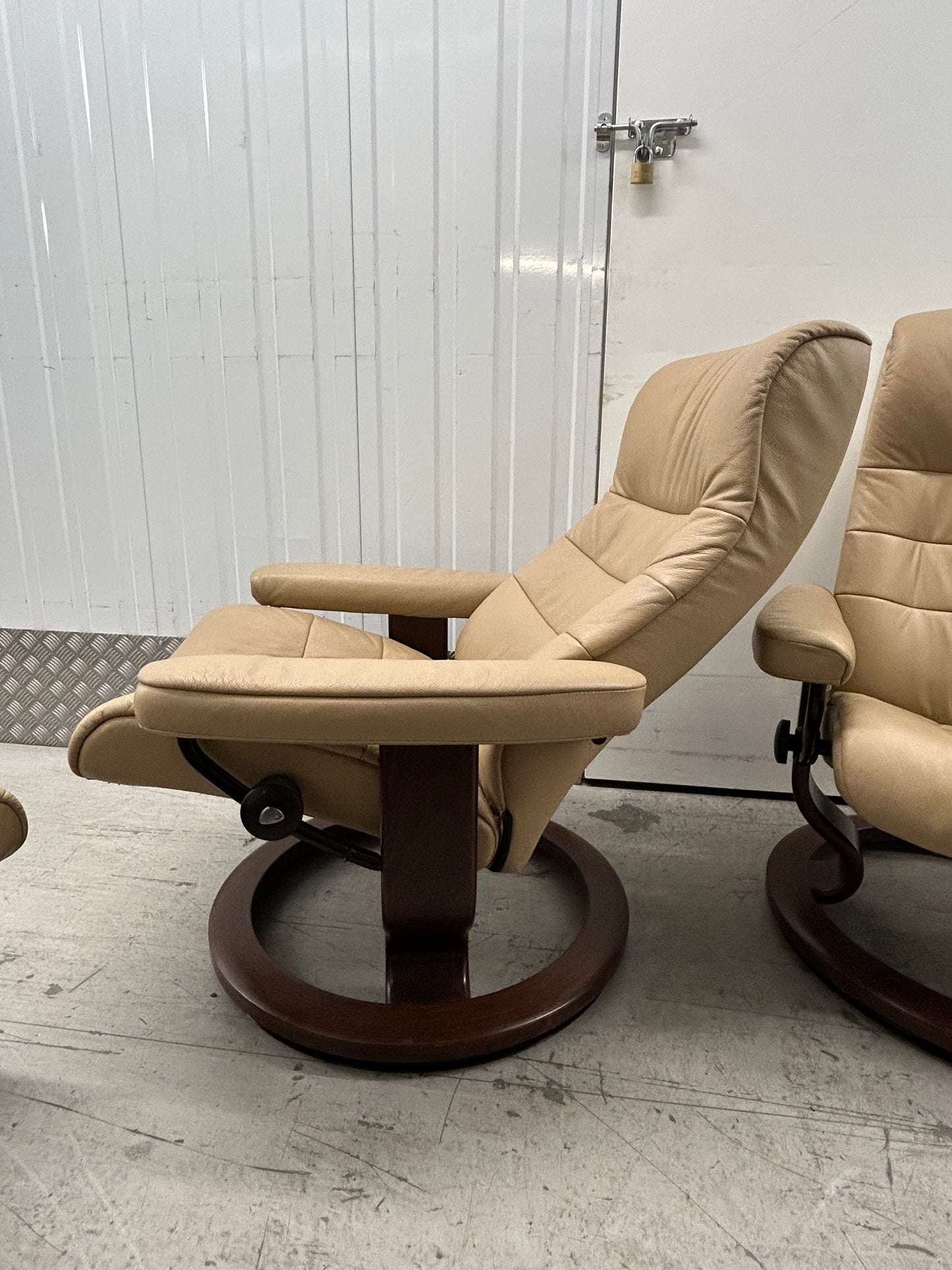 Ekornes Stressless Recline & Swivel Leather Chairs & Stool Pair Pre-Loved