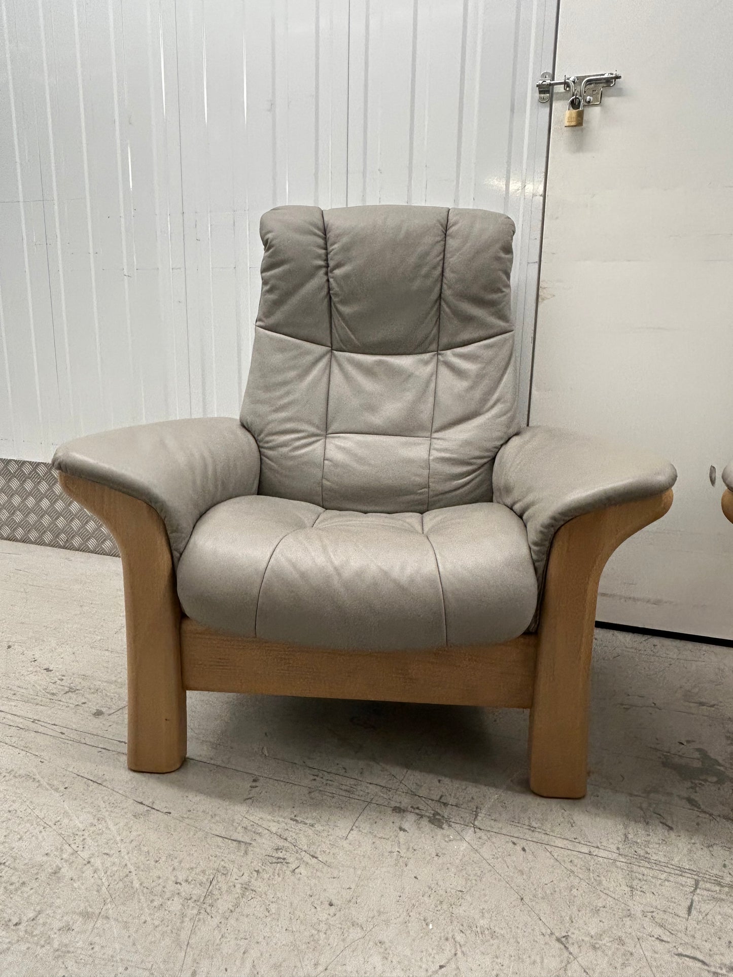 Ekornes Stressless Windsor Recliner Armchairs & Footstools Silver Grey Pair 2023 Pre-Loved