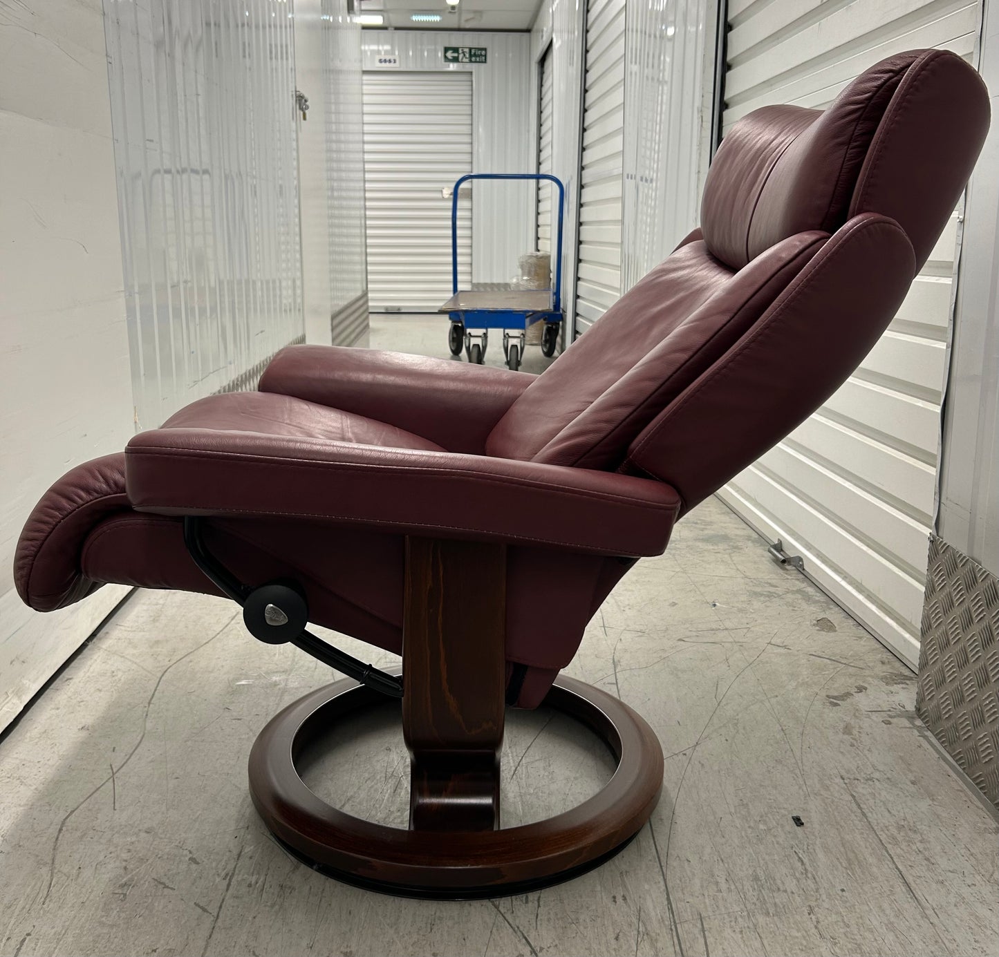 Ekornes Stressless Magic Leather Recliner Armchair & Footstool Medium Size Pre-Loved