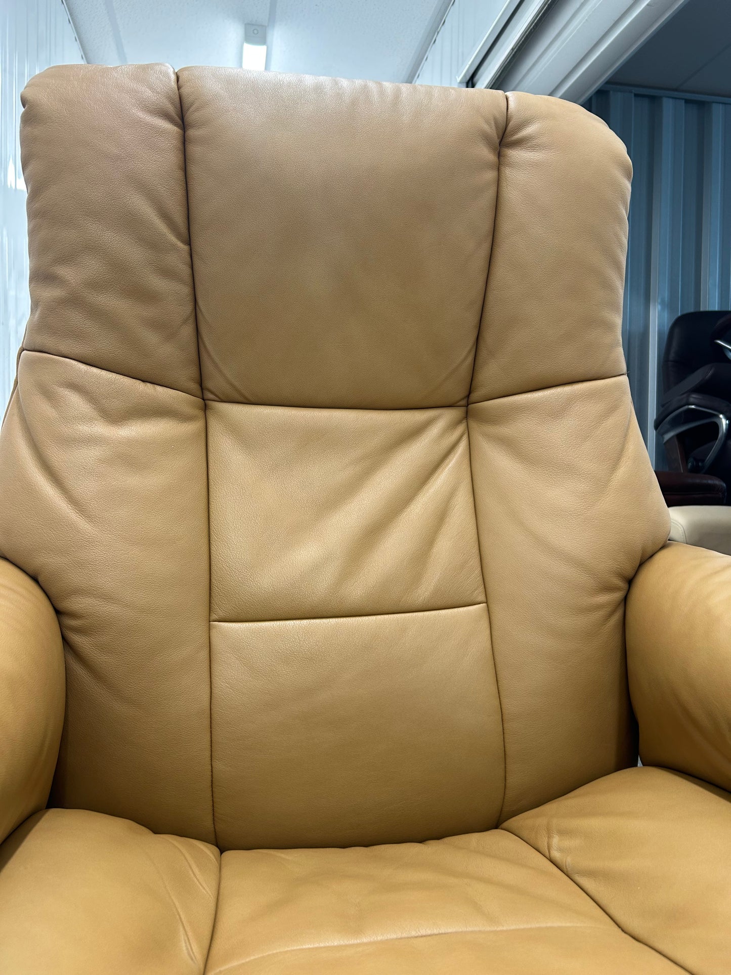 Ekornes Stressless Mayfair Recliner Taupe Leather Office Desk Chair Pre-Loved