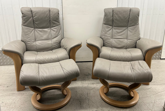 Ekornes Stressless Windsor Recliner Armchairs & Footstools Silver Grey Pair 2023 Pre-Loved