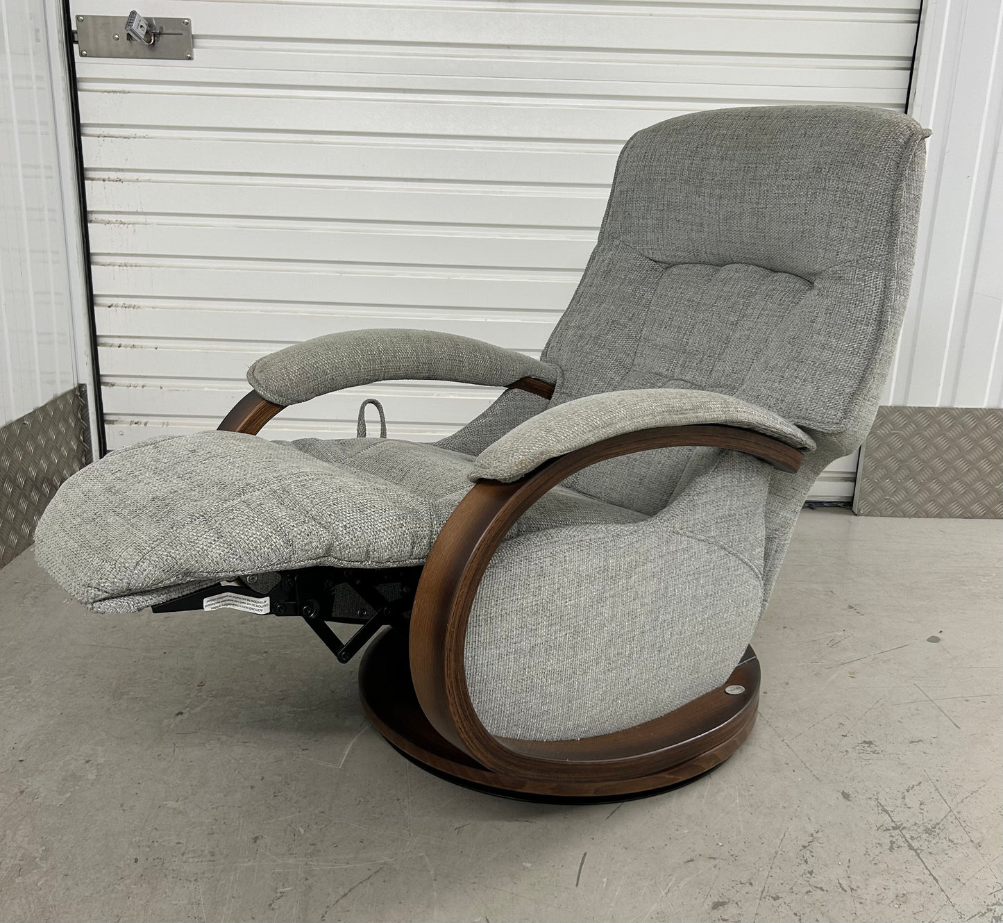 Himolla Mosel Maxi Fabric Recline & Swivel Chair Integrated Footrest Pre-Loved