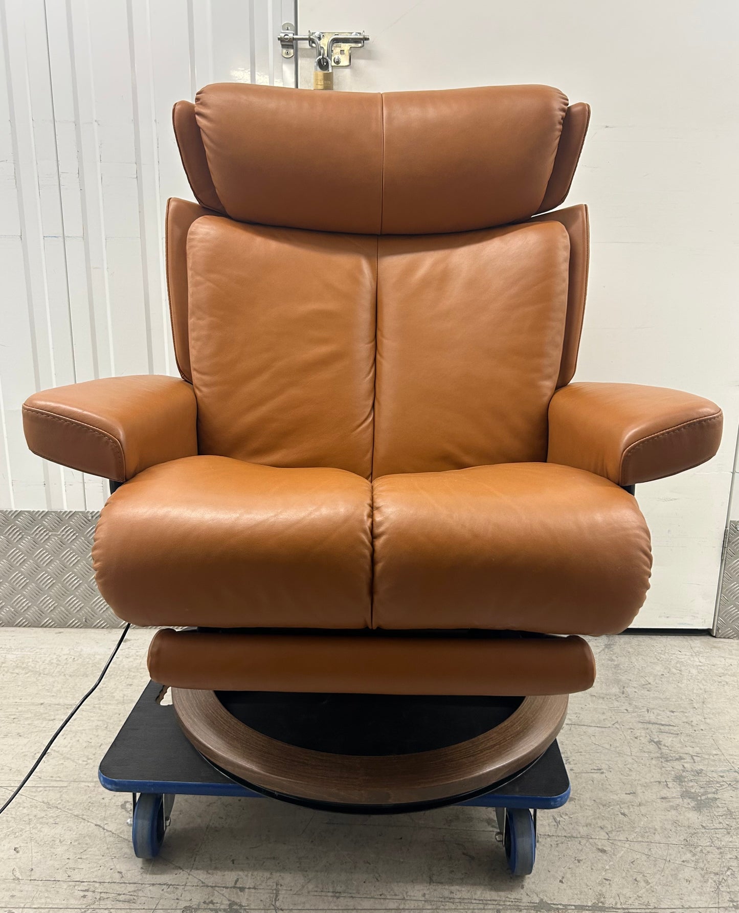 Ekornes Stressless Magic Large Size Leather Power Recliner Armchair 2021 Pre-Loved