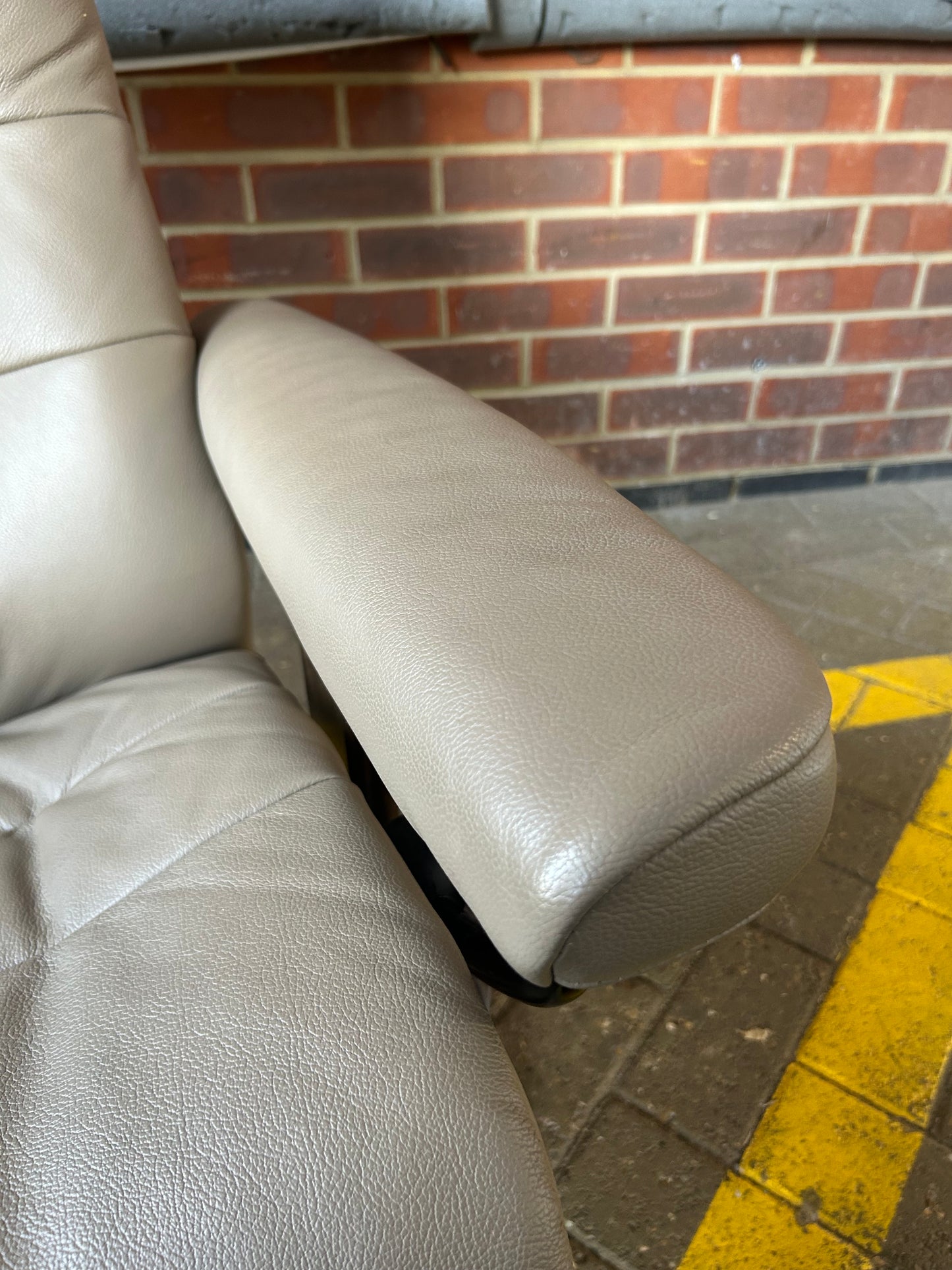 Ekornes Stressless Opal Recline & Swivel Mole Leather Chairs & Stool Pair Pre-Loved
