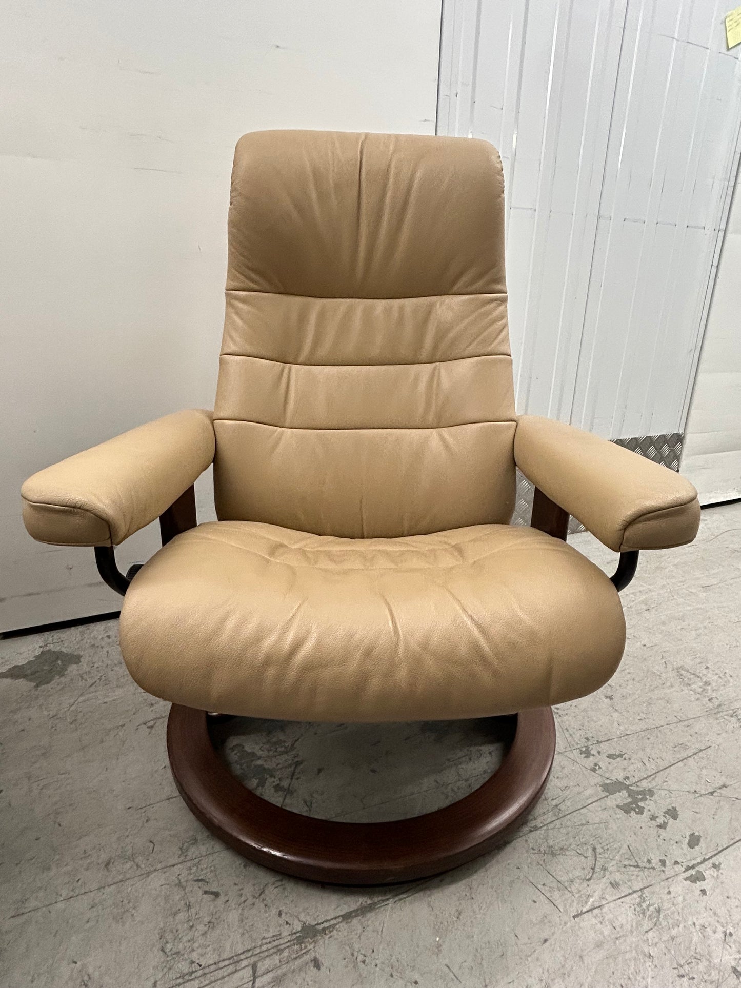 Ekornes Stressless Recline & Swivel Leather Chairs & Stool Pair Pre-Loved