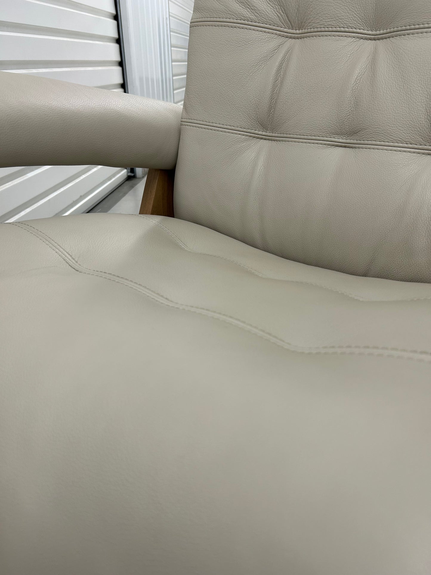 Ekornes Stressless Erik Grey Leather Recliner Chair & Stool Med New
