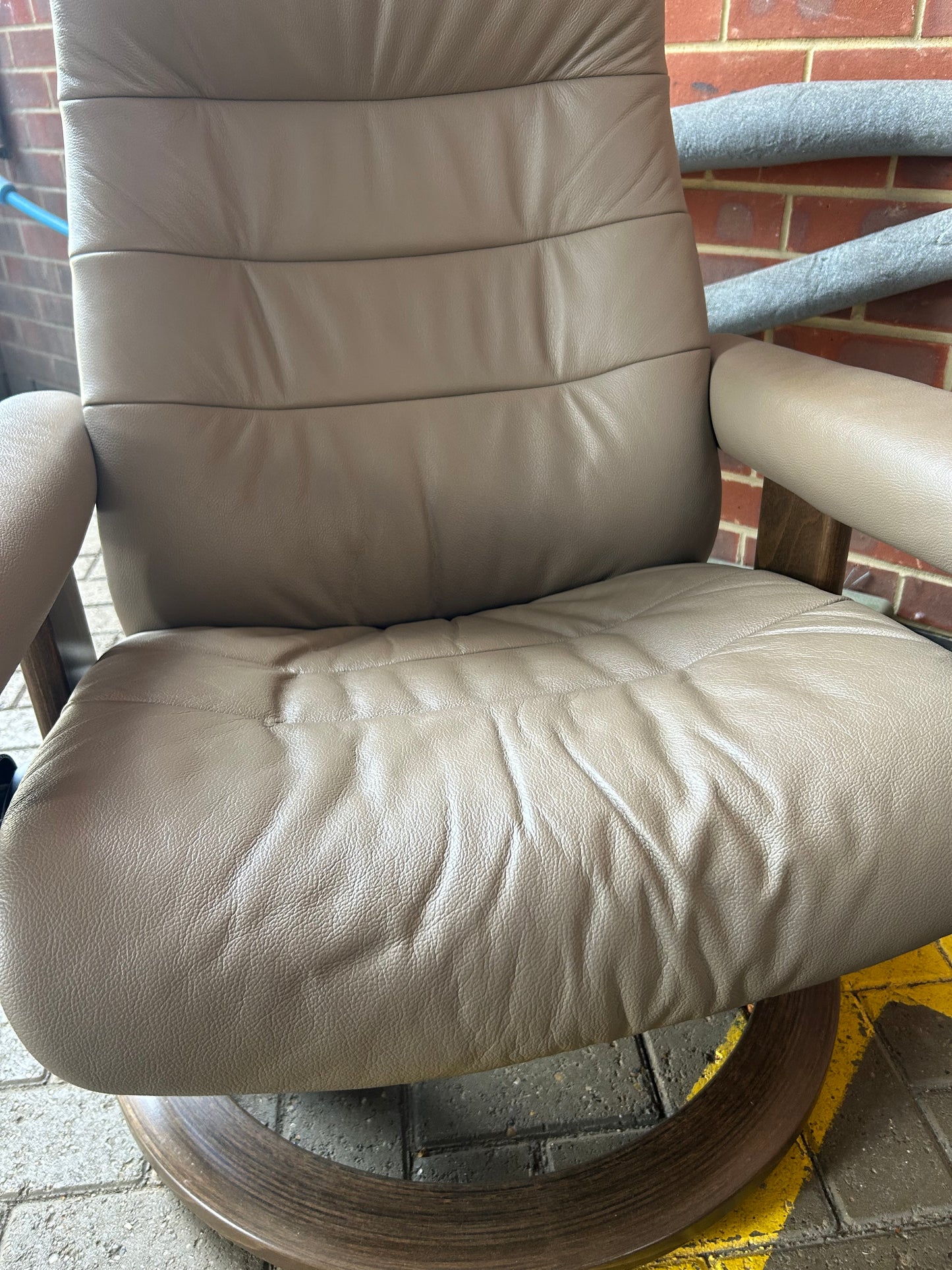Ekornes Stressless Opal Recline & Swivel Mole Leather Chairs & Stool Pair Pre-Loved