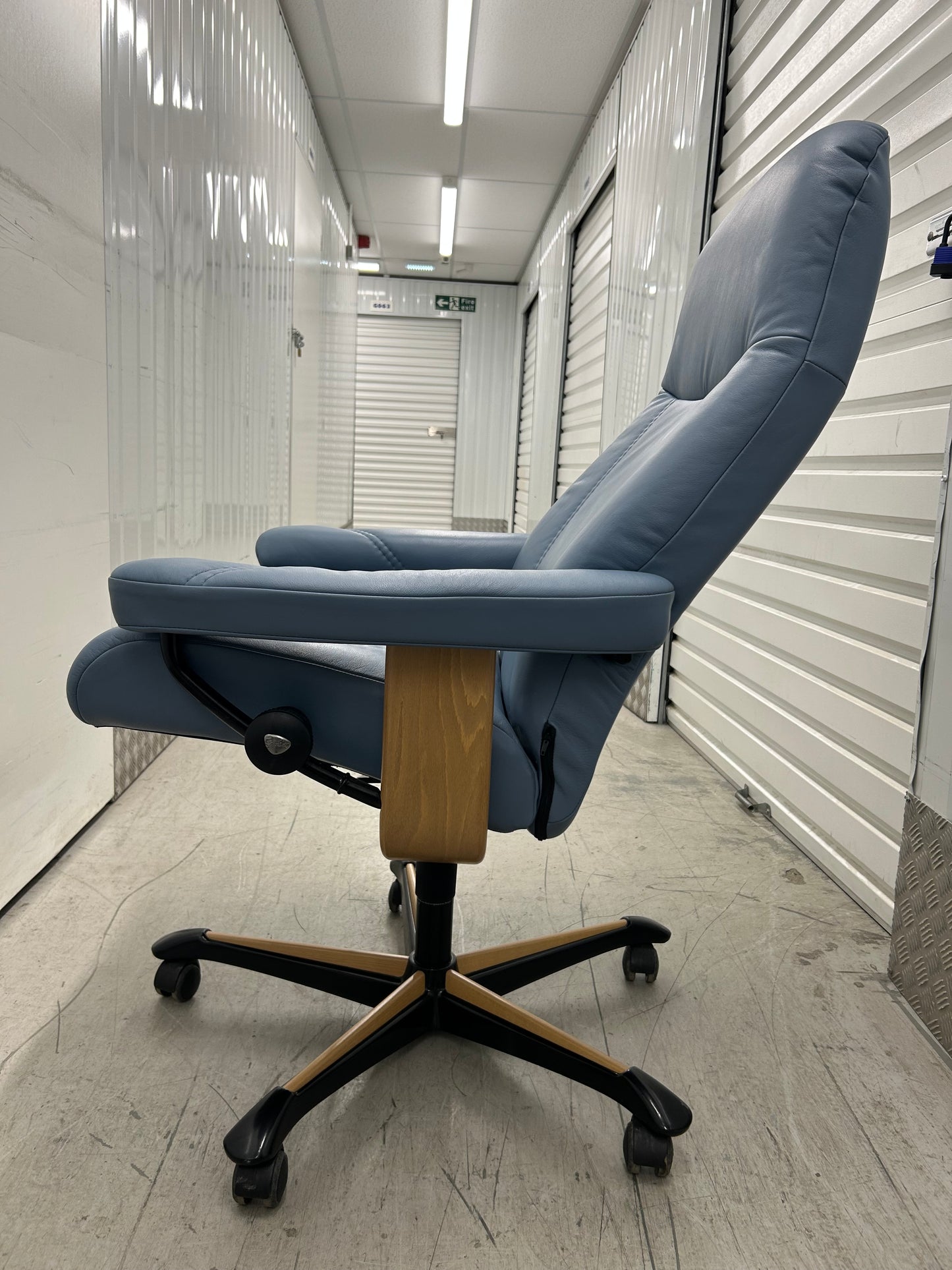 Ekornes Stressless Consul Recliner Sparrow Blue Leather Office Desk Chair Pre-Loved