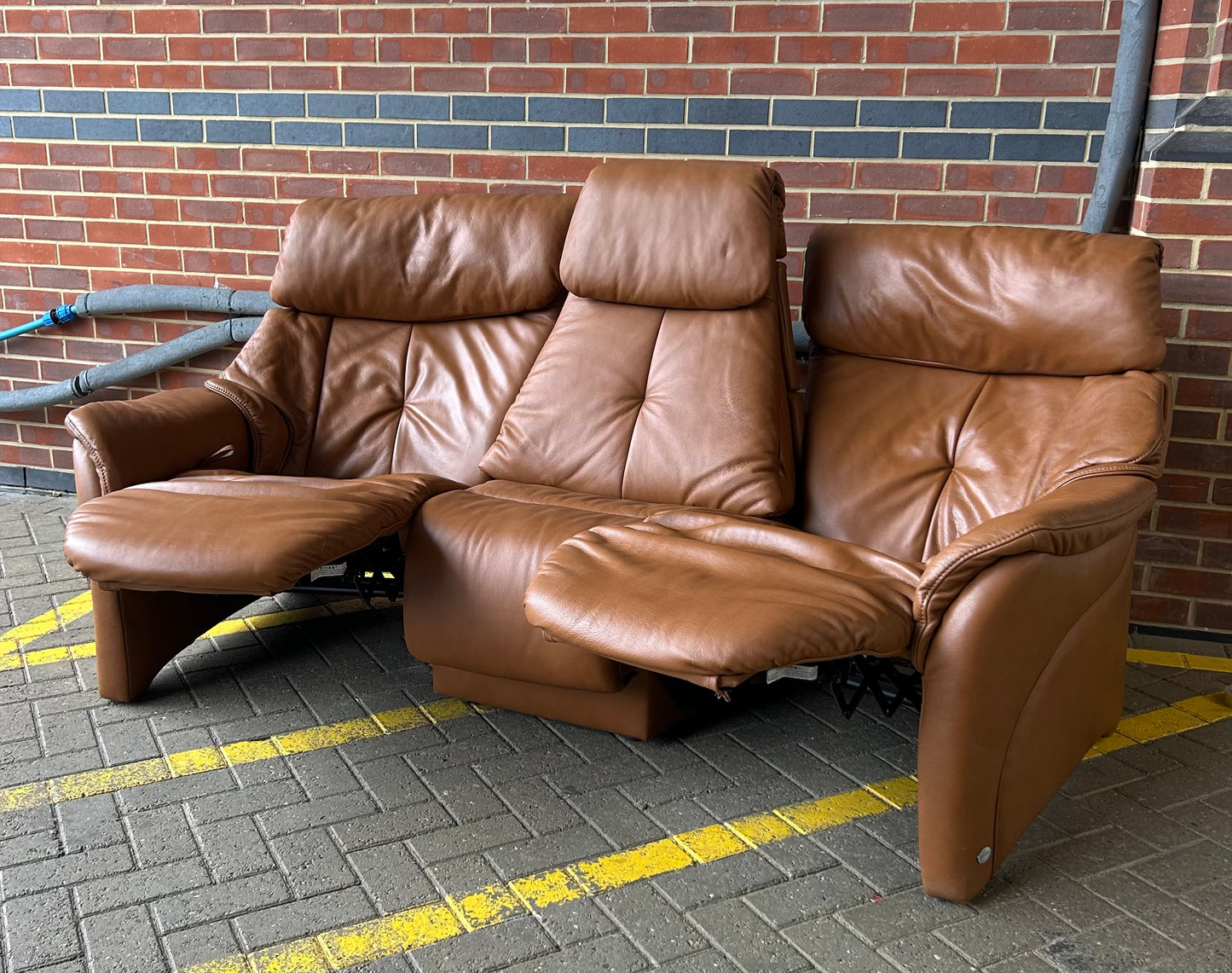 Himolla 3 Seater Curved Cognac Leather Recliner Sofa With Retractable Table Pre-Loved