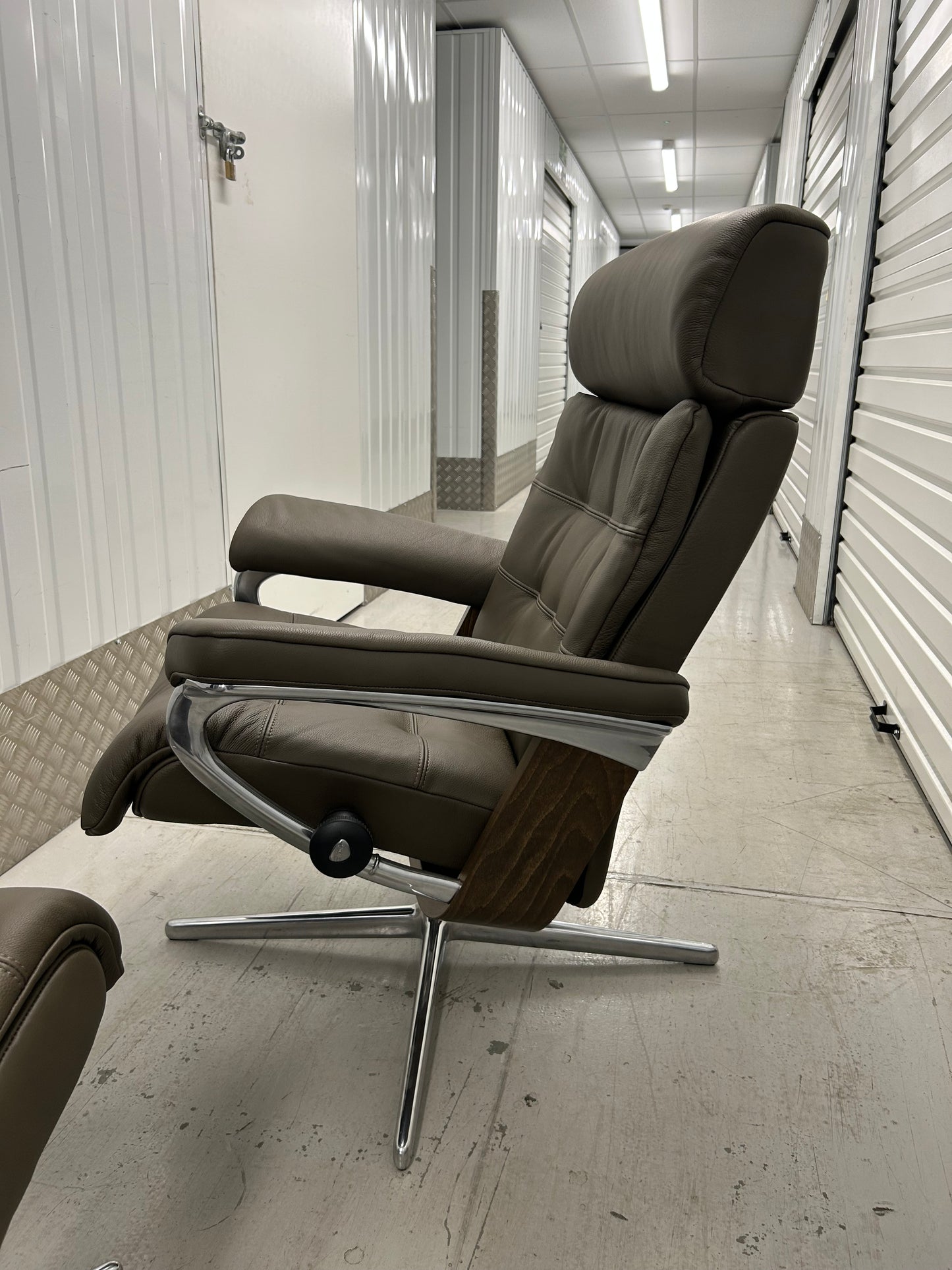 Ekornes Stressless Erik Green Leather Recliner Chair Medium Size New