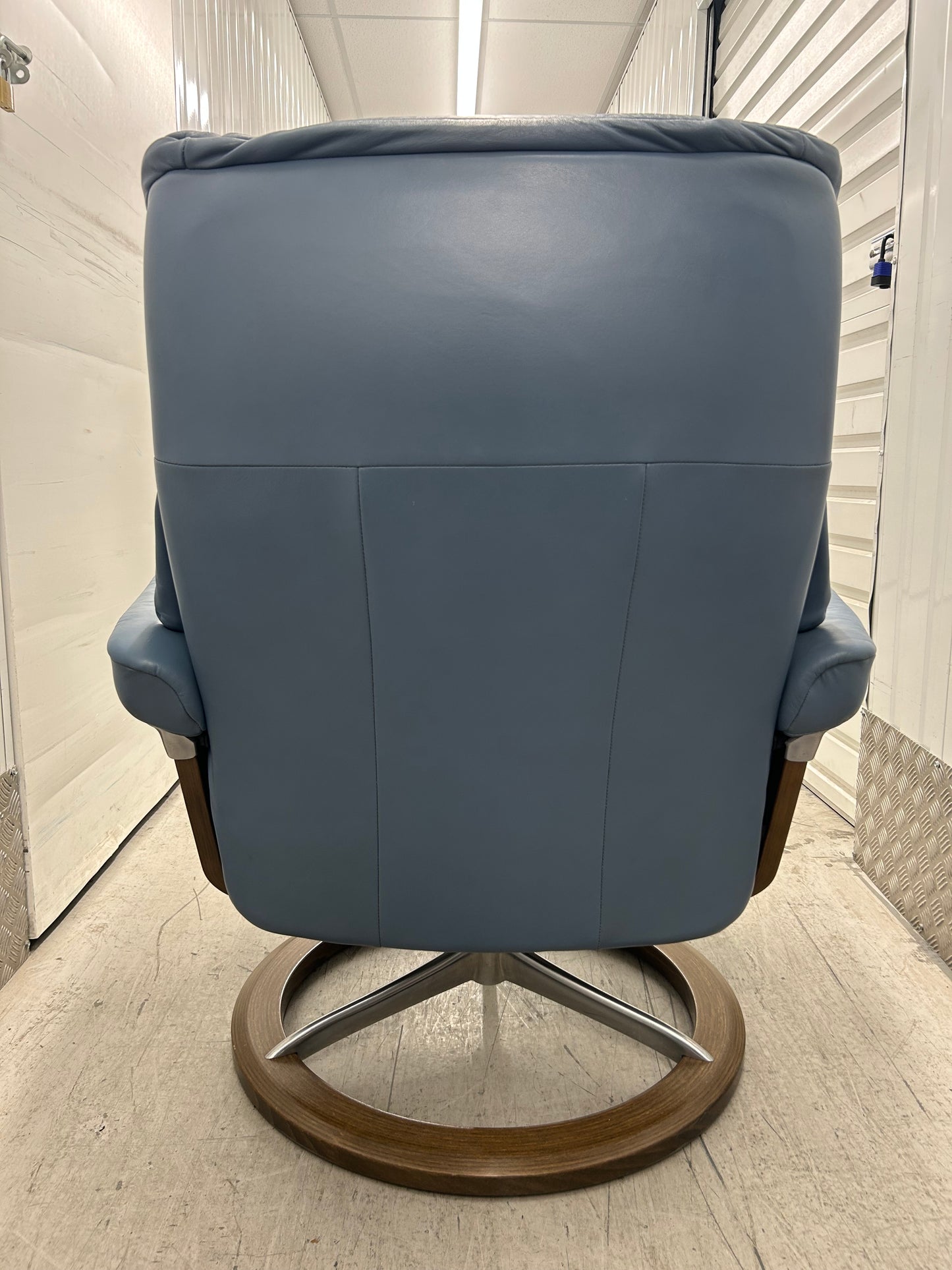 Ekornes Stressless Signature Mayfair Blue Leather Recliner Chair & Stool Large Pre-Loved