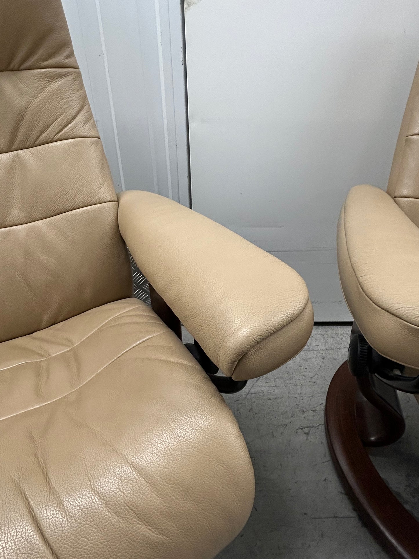 Ekornes Stressless Recline & Swivel Leather Chairs & Stool Pair Pre-Loved