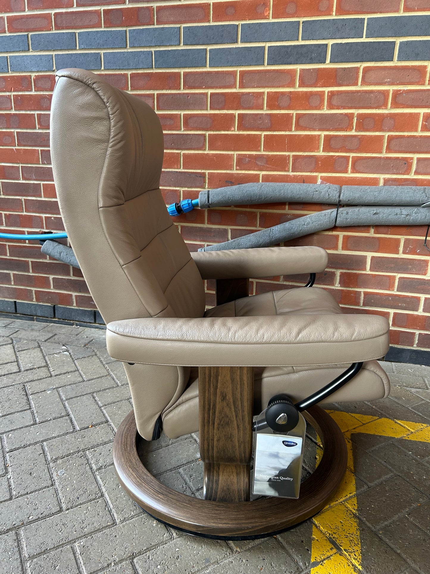 Ekornes Stressless Opal Recline & Swivel Mole Leather Chairs & Stool Pair Pre-Loved
