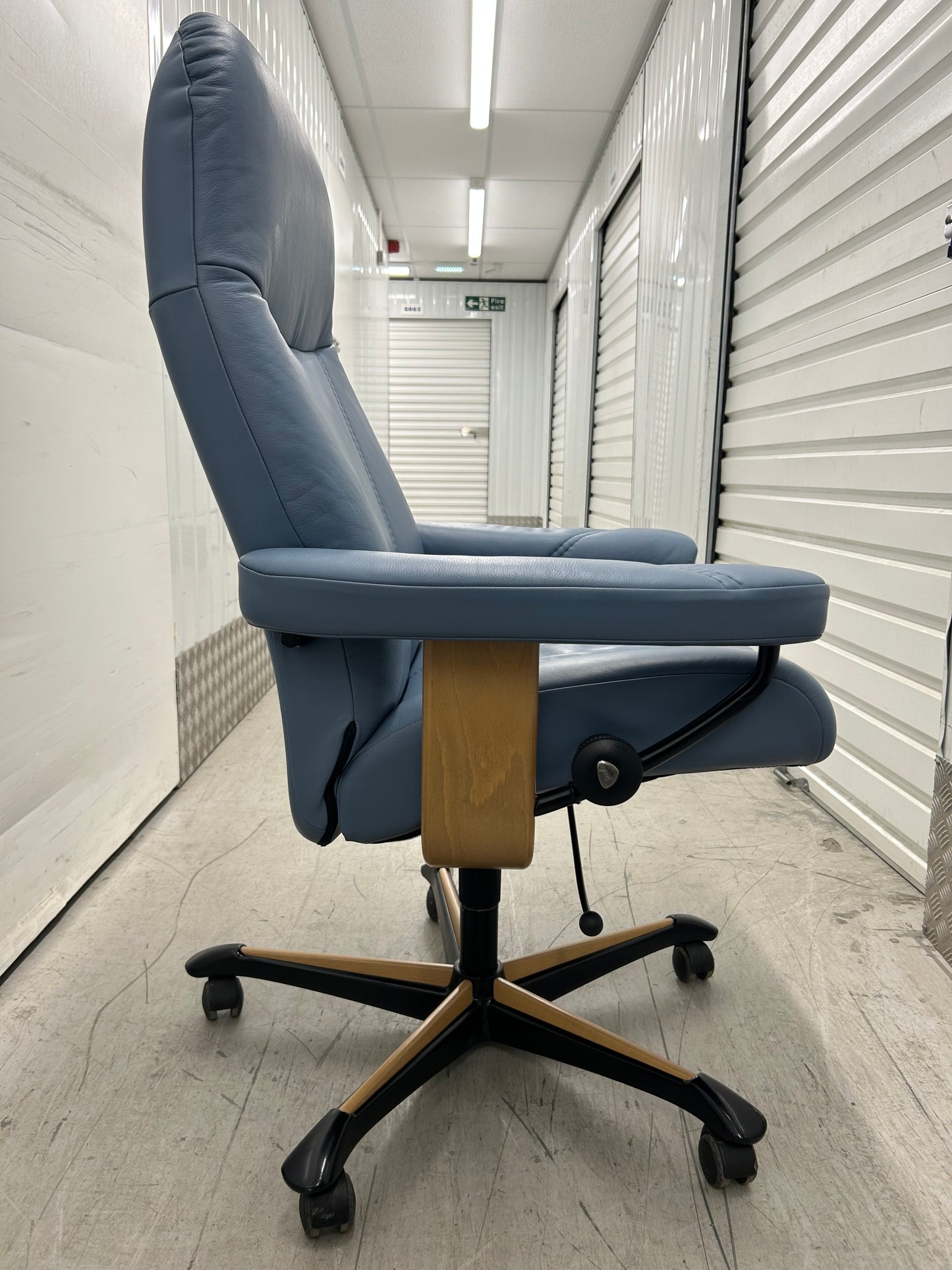 Ekornes Stressless Consul Recliner Sparrow Blue Leather Office Desk Chair Pre-Loved