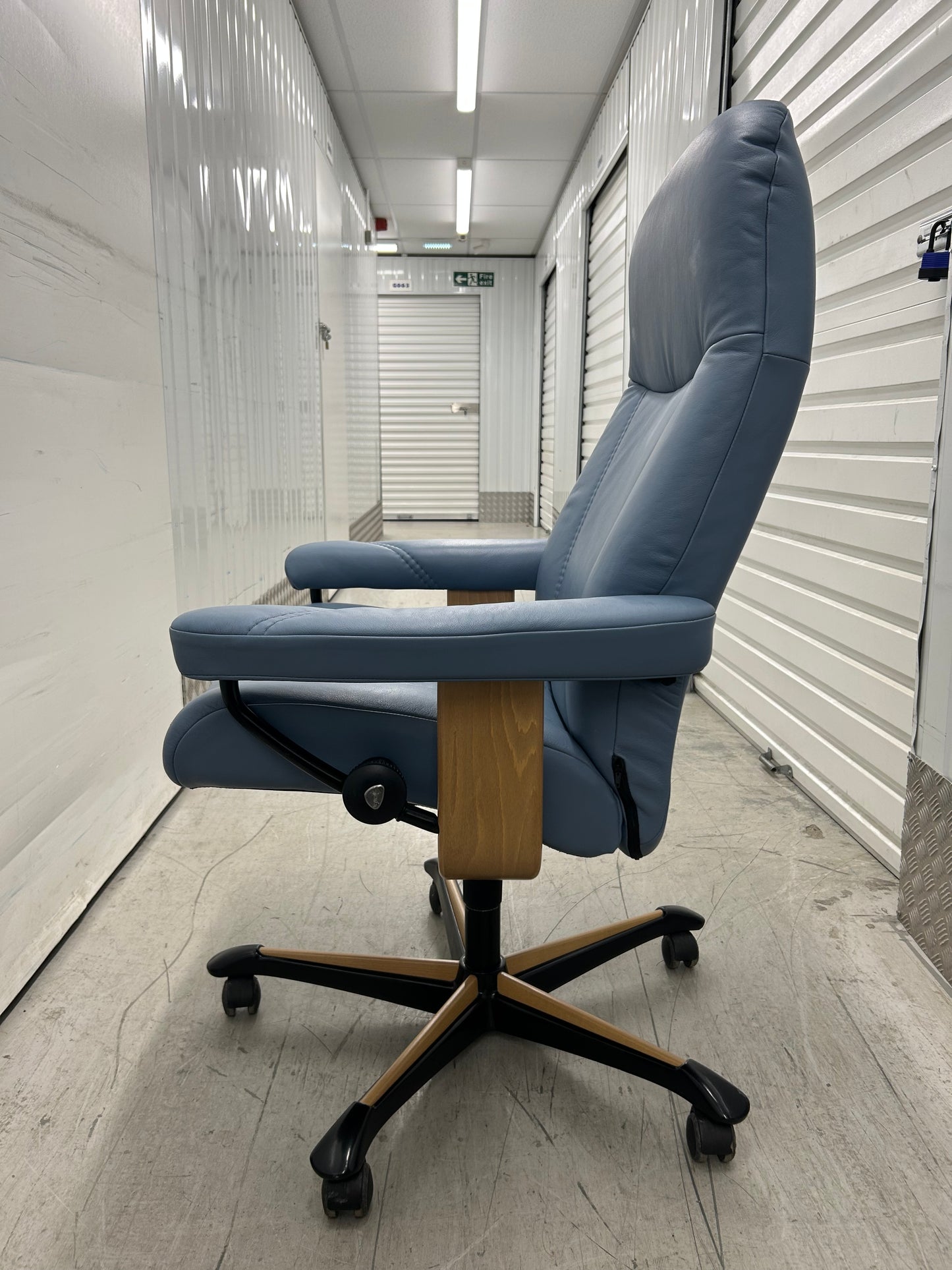 Ekornes Stressless Consul Recliner Sparrow Blue Leather Office Desk Chair Pre-Loved