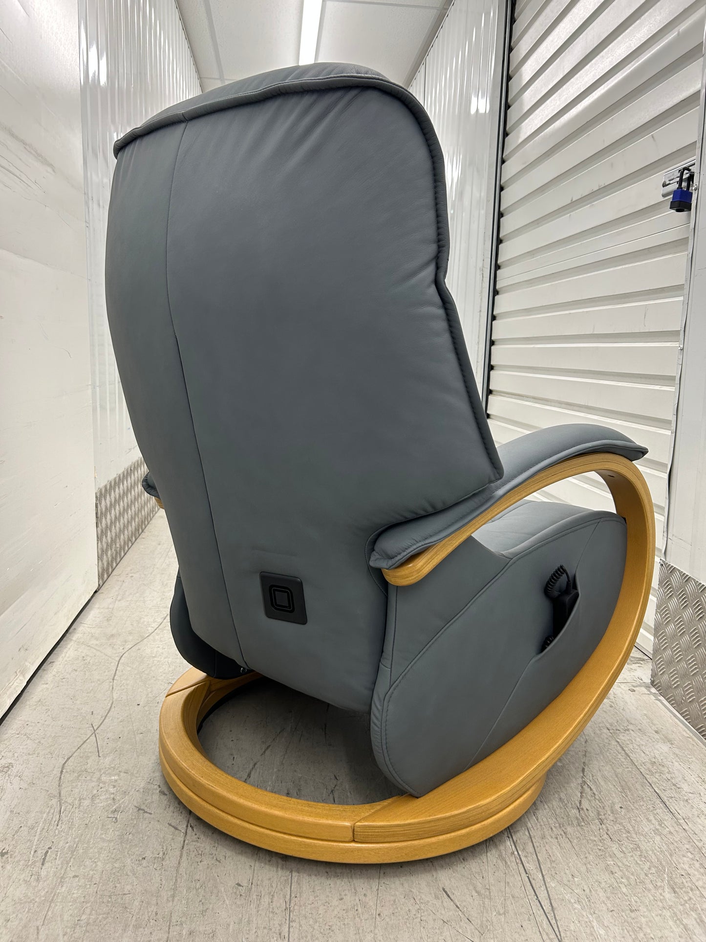 Himolla Mosel Maxi Aqua Leather Power Recline & Swivel Chair Integrated Footrest New