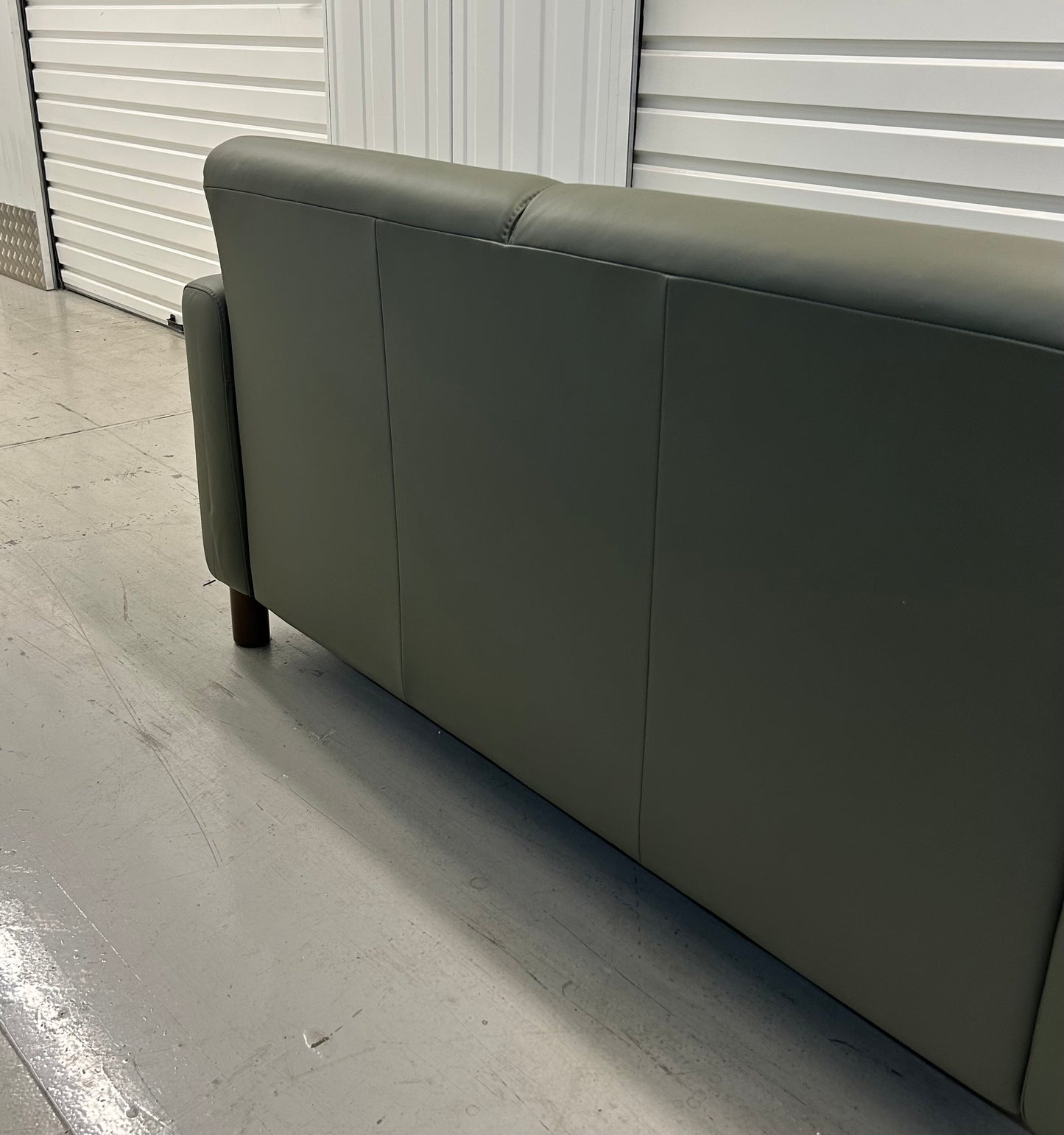 Ekornes Stressless Fiona Shadow Green Paloma Leather 2 Seater Sofa New (Ex Display)