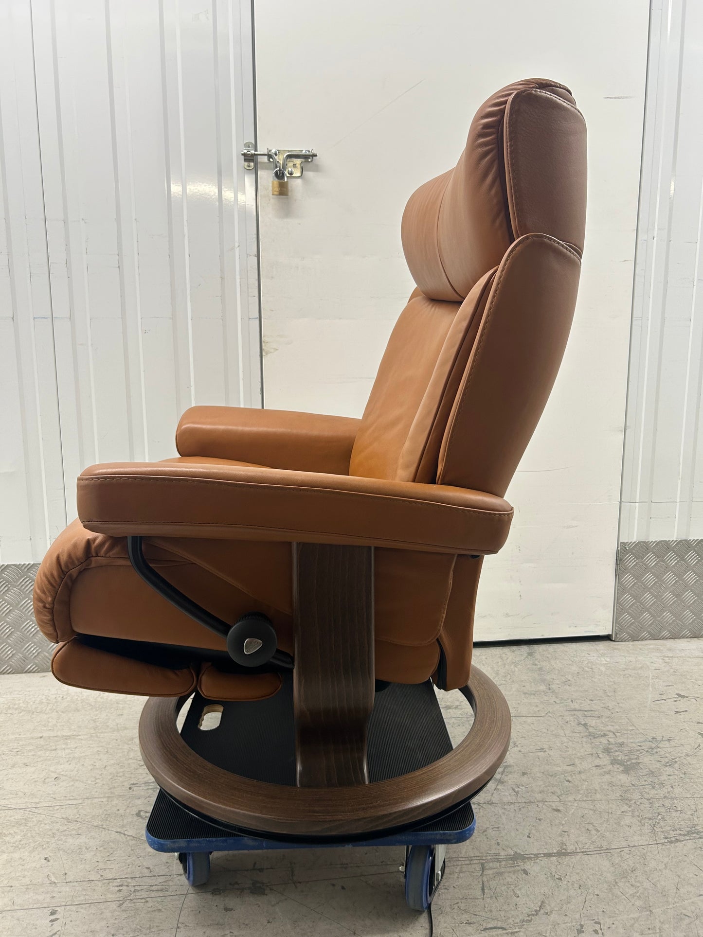 Ekornes Stressless Magic Large Size Leather Power Recliner Armchair 2021 Pre-Loved