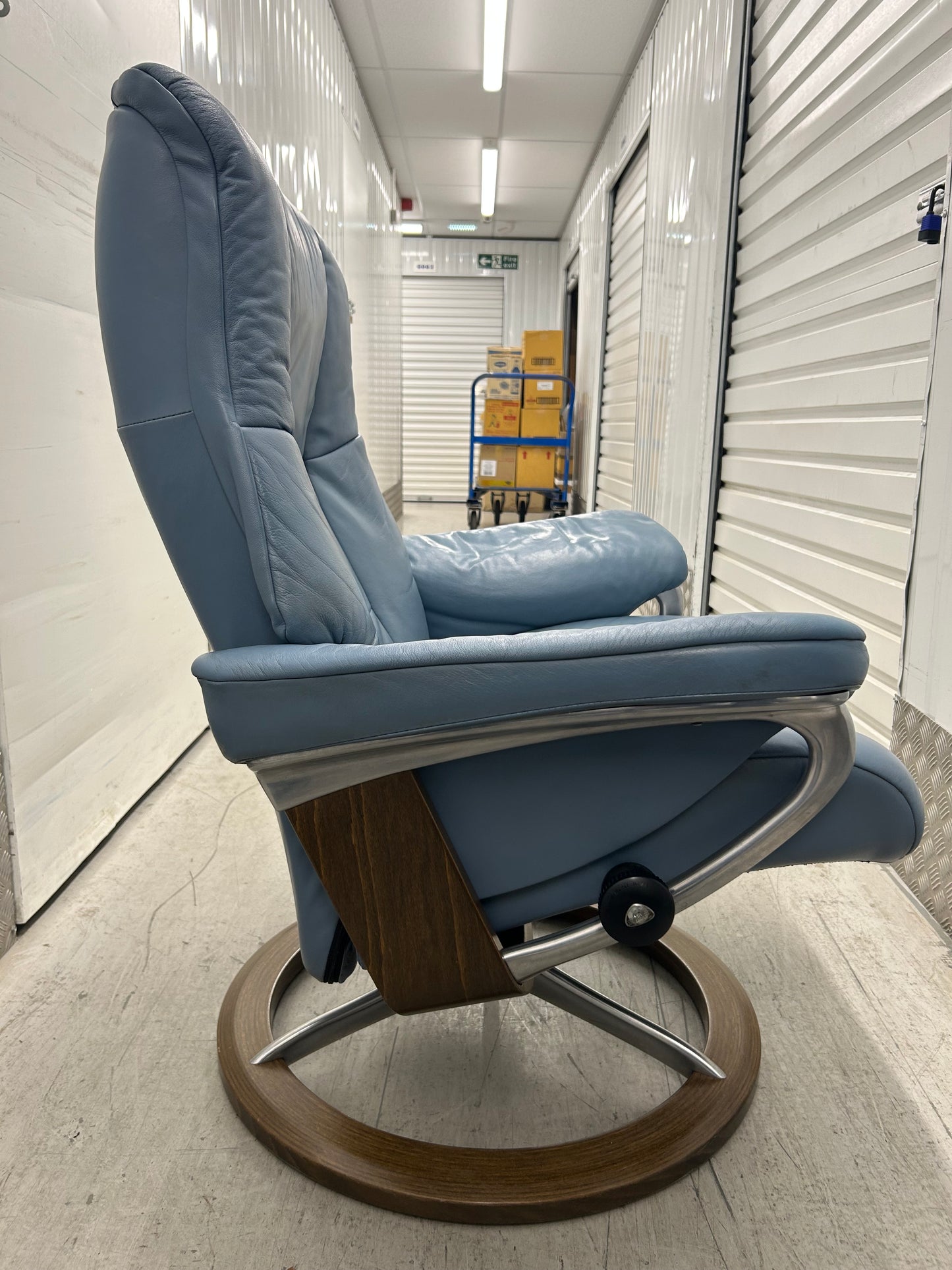 Ekornes Stressless Signature Mayfair Blue Leather Recliner Chair & Stool Large Pre-Loved