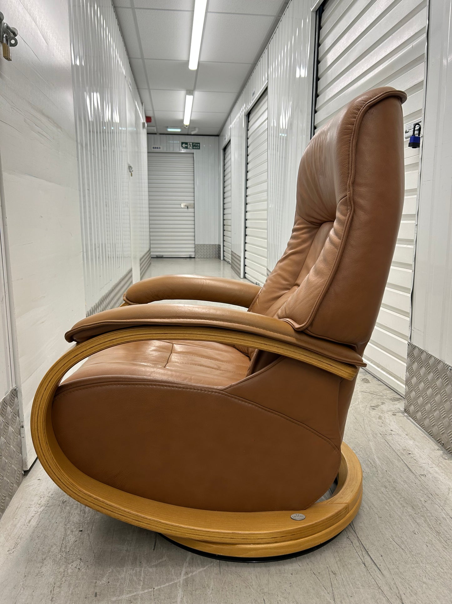 Himolla Mosel Midi Cognac Leather Recline & Swivel Chair Integrated Footrest Pre-Loved