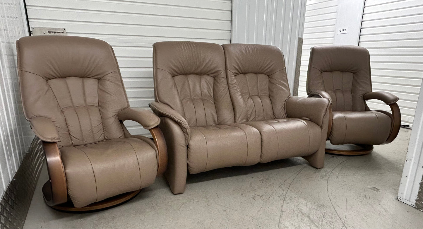 Himolla Leather Suite, 2 Mosel Recline & Swivel Chairs & Matching Recliner Sofa 2020 Pre-Loved