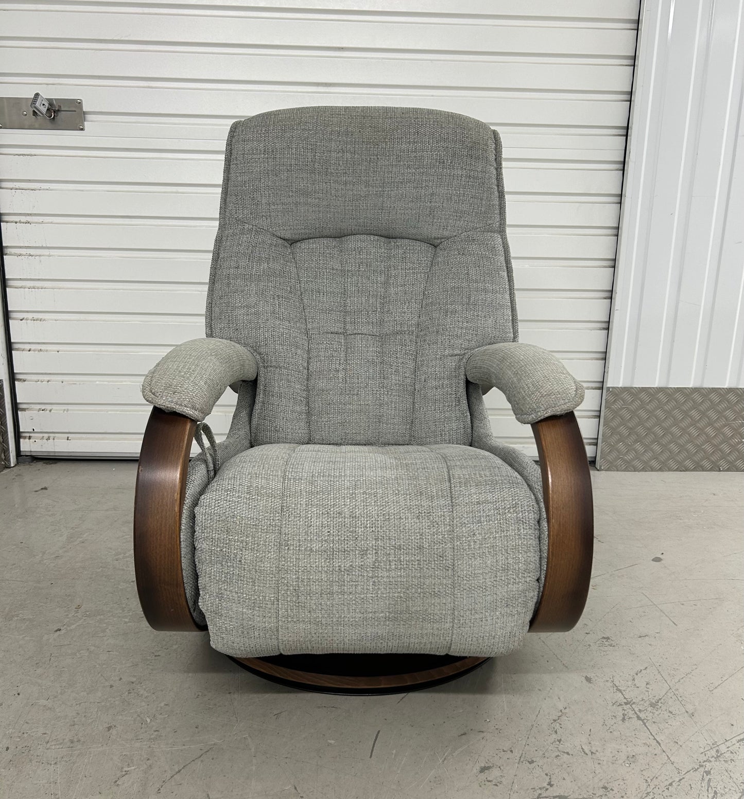 Himolla Mosel Maxi Fabric Recline & Swivel Chair Integrated Footrest Pre-Loved