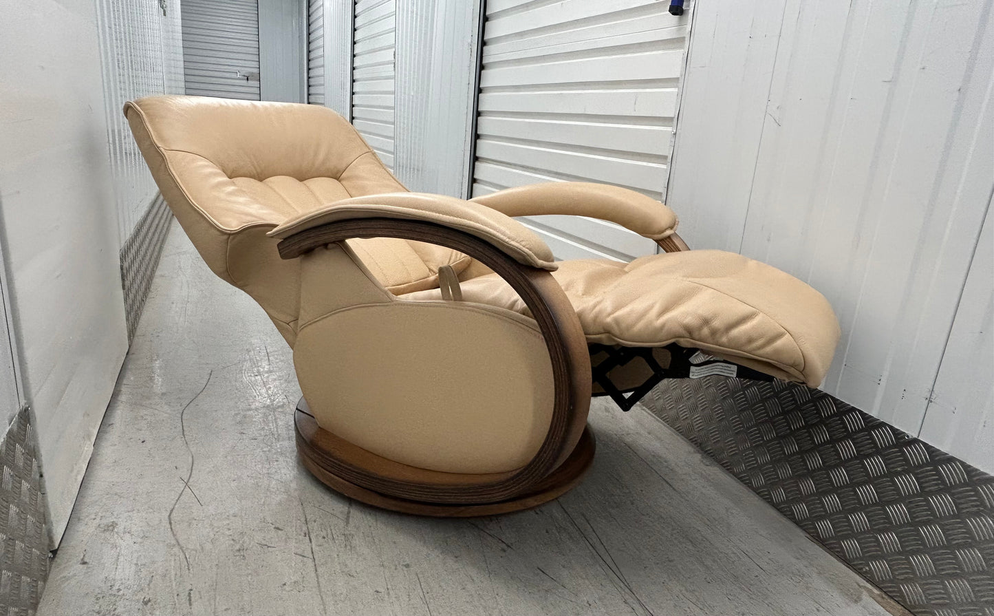 Himolla Mosel Maxi Leather Recline & Swivel Chair Integrated Footrest Pre-Loved