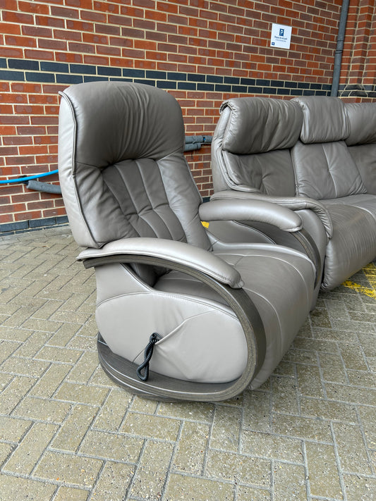 Himolla Mosel Maxi Leather Power Recline & Swivel Chair Integrated Footrest Pre-Loved