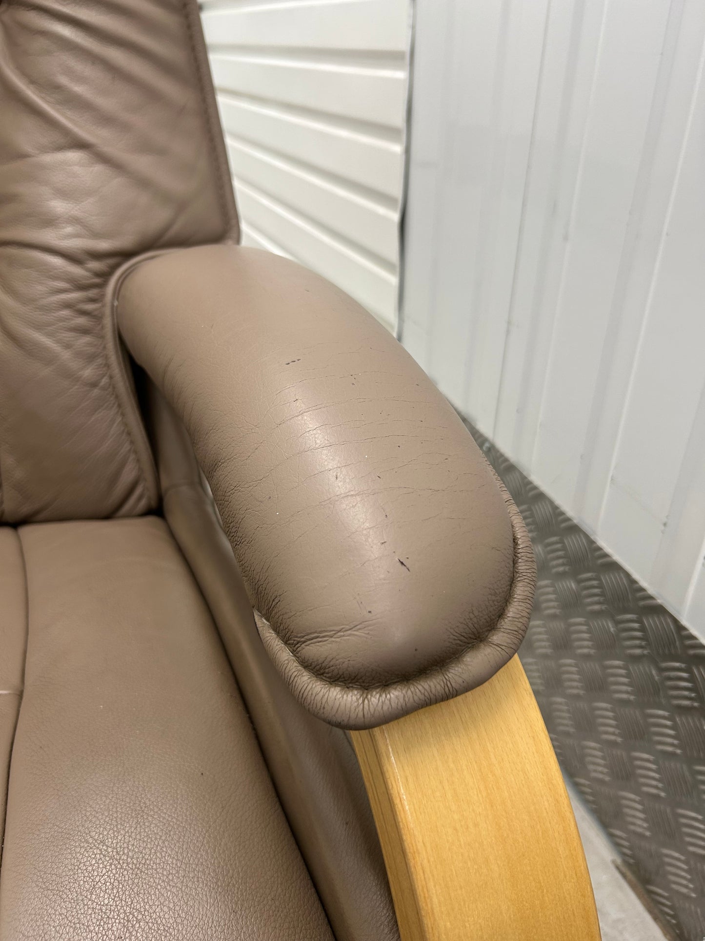 Himolla Mosel Midi Earth Leather Recline & Swivel Chair Integrated Footrest Pre-Loved