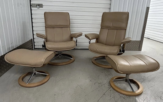Ekornes Stressless Signature Admiral Leather Recliner Chairs/Stools Medium Pair Pre-Loved